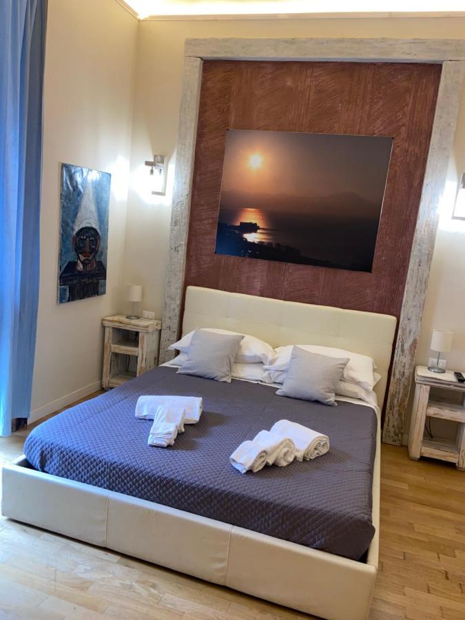 Corso 211 Beds & Suites Naples Luaran gambar