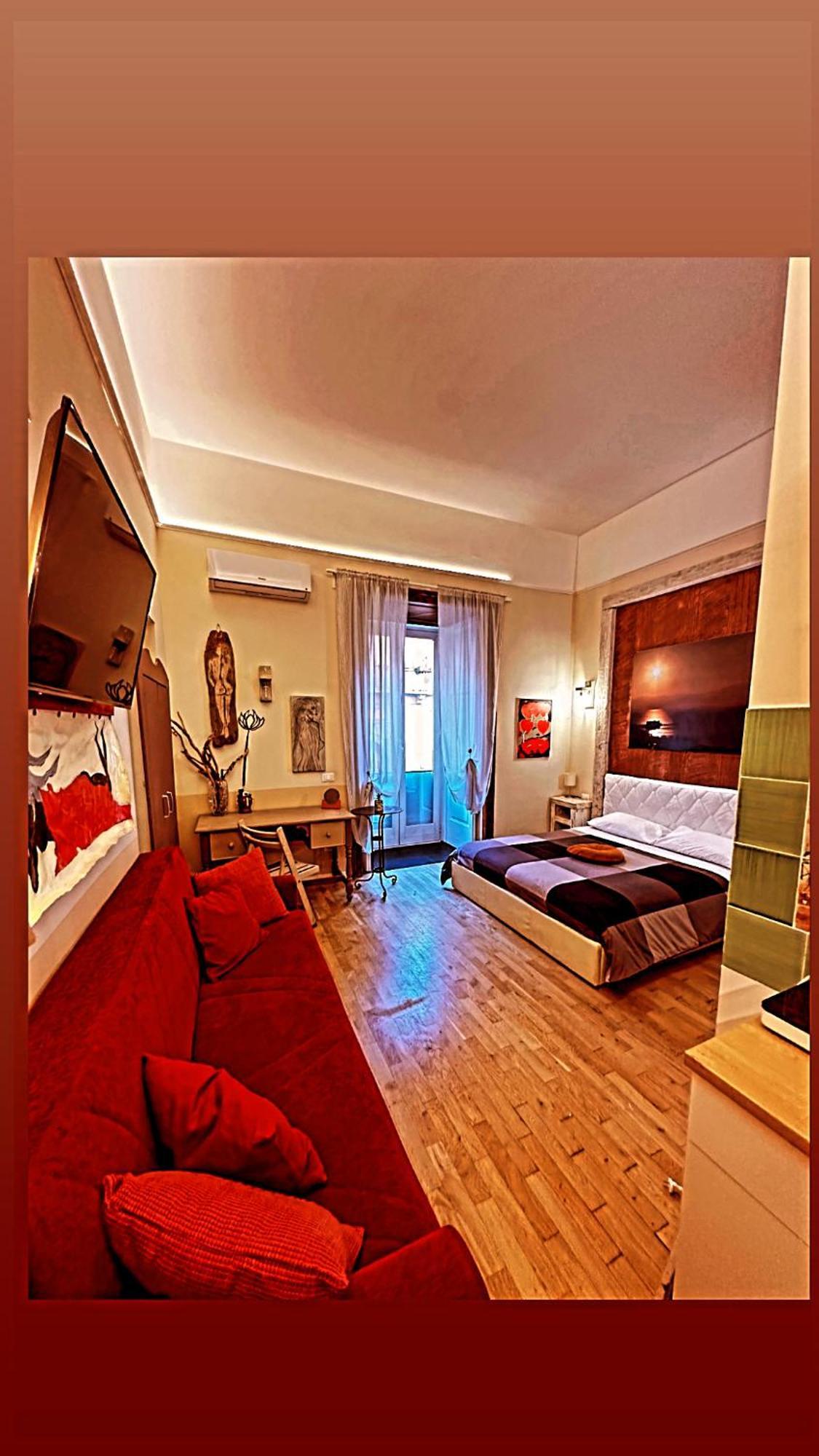 Corso 211 Beds & Suites Naples Luaran gambar