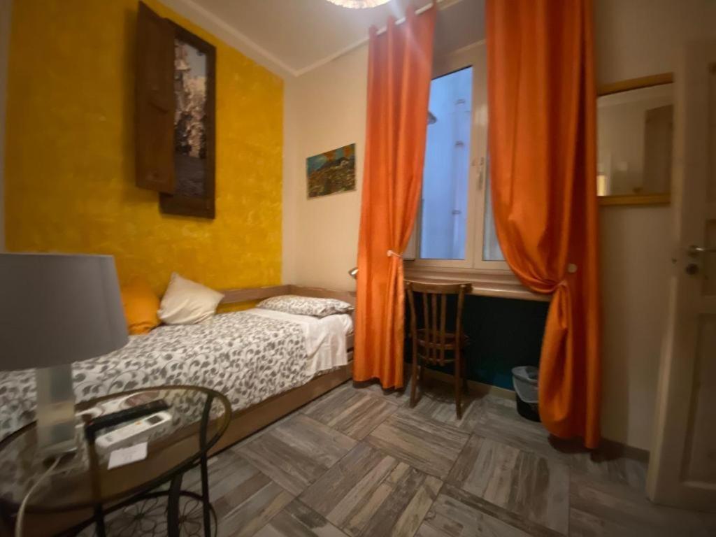 Corso 211 Beds & Suites Naples Luaran gambar